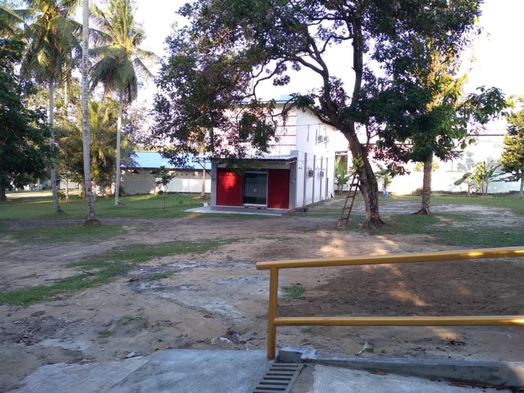Mimi Guest House Syariah Pangkalanbuun Exterior foto